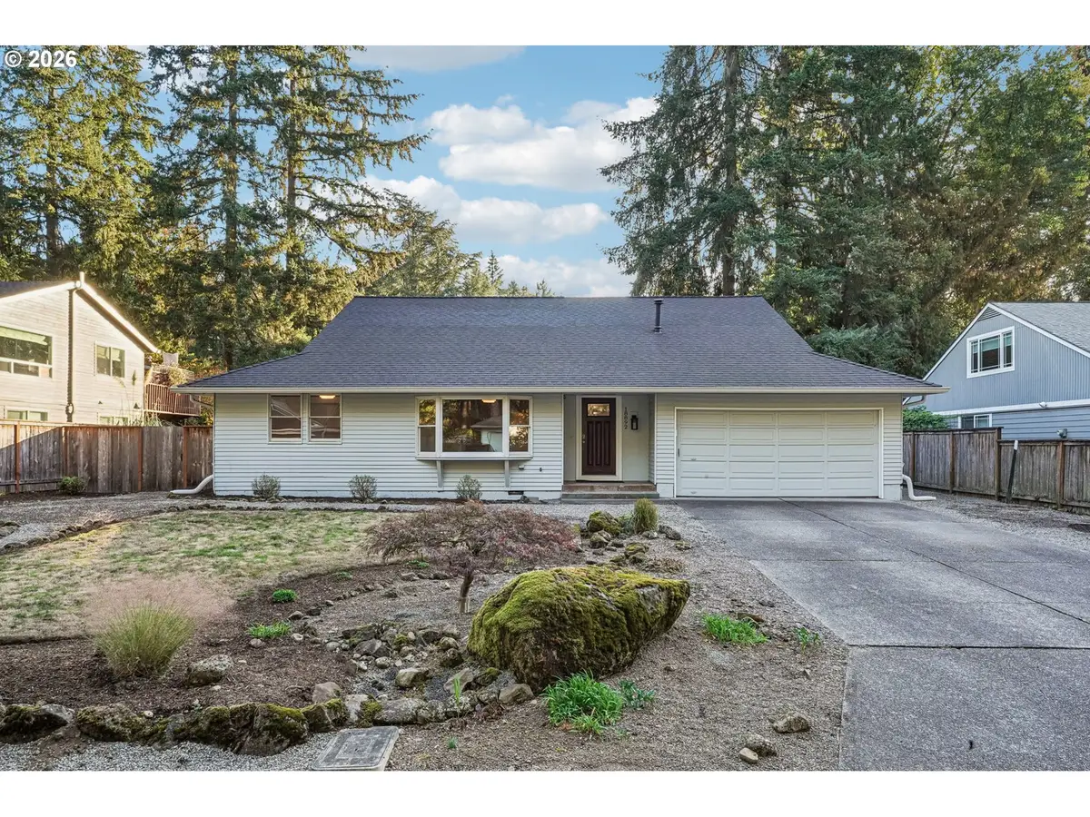 18892 Indian Springs Rd, Lake Oswego, OR 97035 - #1
