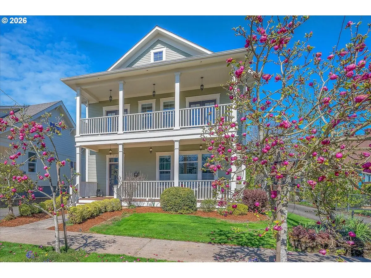 716 W 19th St, Vancouver, WA 98660 - #1