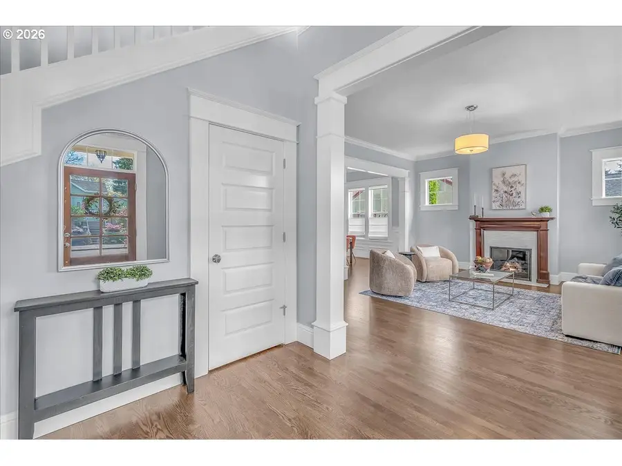 716 W 19th St, Vancouver, WA 98660 - #3