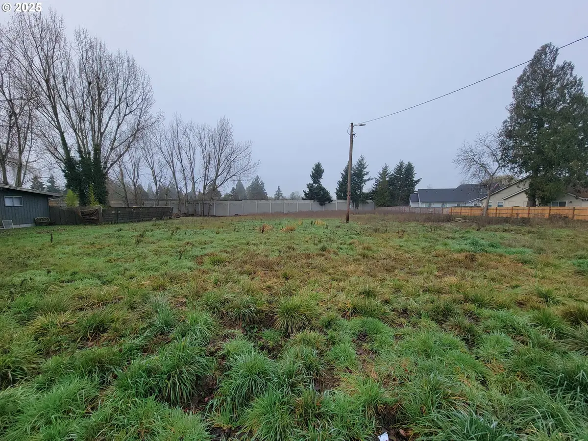2895 Fisher Rd, Salem, OR 97305 - #1
