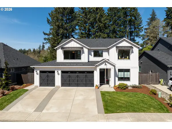 1123 E 2nd Way, LaCenter, WA 98629