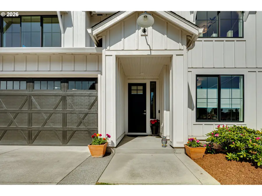 1123 E 2nd Way, La Center, WA 98629 - #3