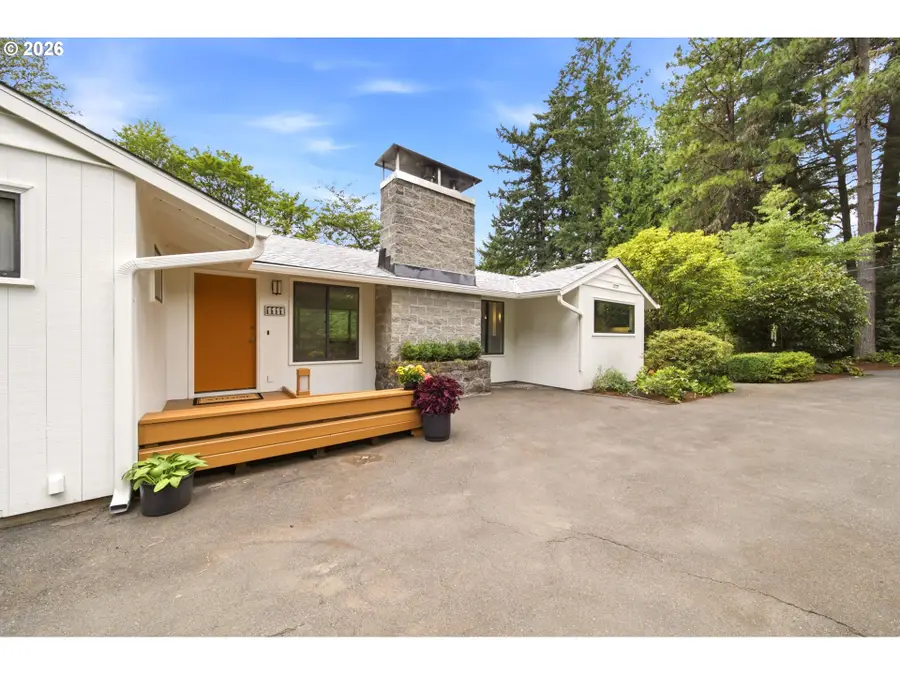 1111 SW Coronado St, Portland, OR 97219 - #2