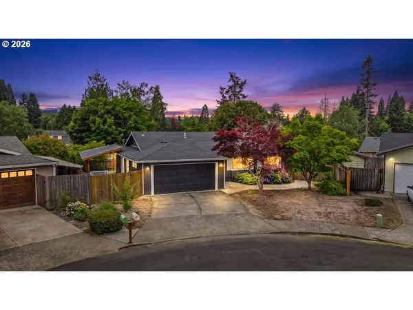 4895 SW 189th Ct, Beaverton, OR 97078