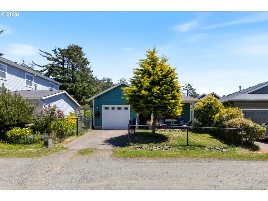 3468 NW Marine Ave, Lincoln City, OR 97367 - #2