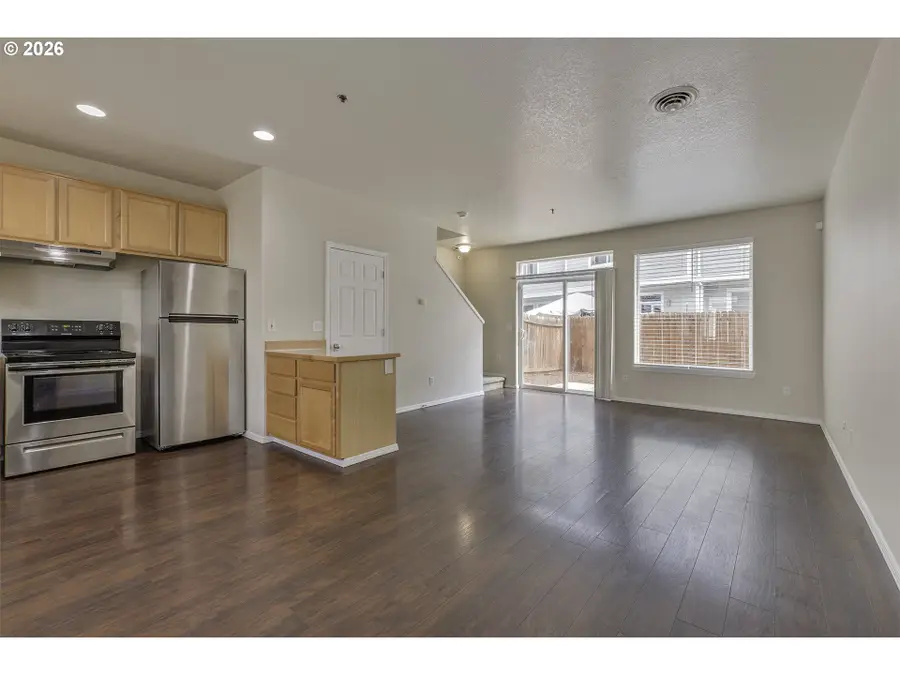 8654 NE Hyde Park Ln, Hillsboro, OR 97006 - #2