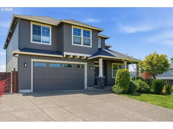 2330 E 8th Way, LaCenter, WA 98629