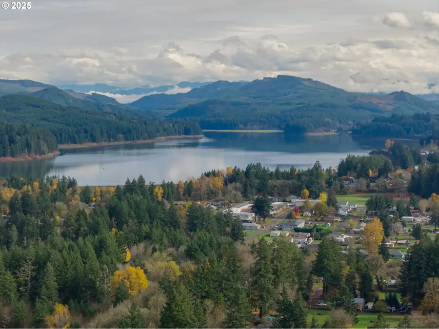 1401 45th Ave, Sweet Home, OR 97386 - Image #3