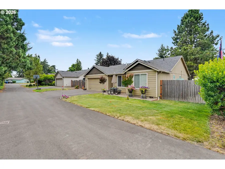 1555 Crimson Cap Ln, Keizer, OR 97303 - #3
