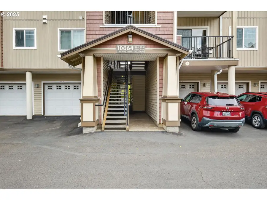 10664 NE Holly St #102, Hillsboro, OR 97006 - Image #2