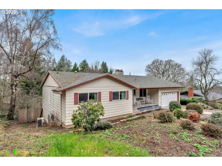 1320 SW 31st St, Gresham, OR 97080 - #3