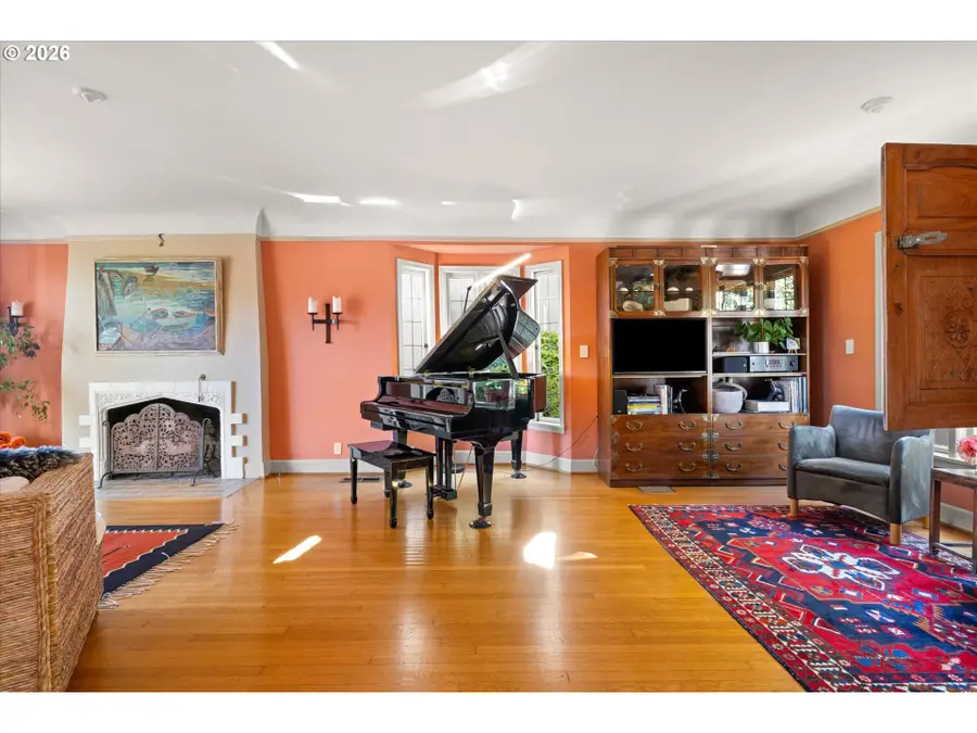 2939 NW Cornell Rd, Portland, OR 97210 - #3