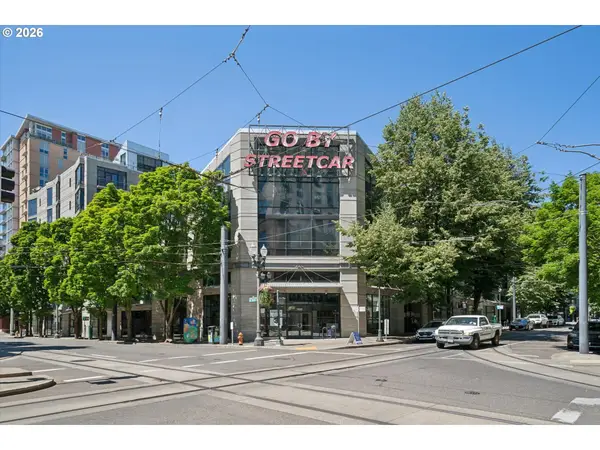 1030 NW 12th Ave #330, Portland, OR 97209