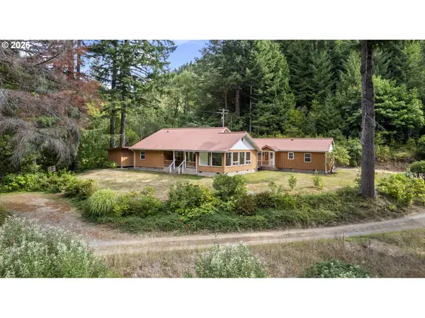 67085 Marlow Creek Rd, CoosBay, OR 97420