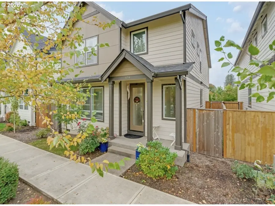 579 NW Adams Ave, Hillsboro, OR 97124 - #2