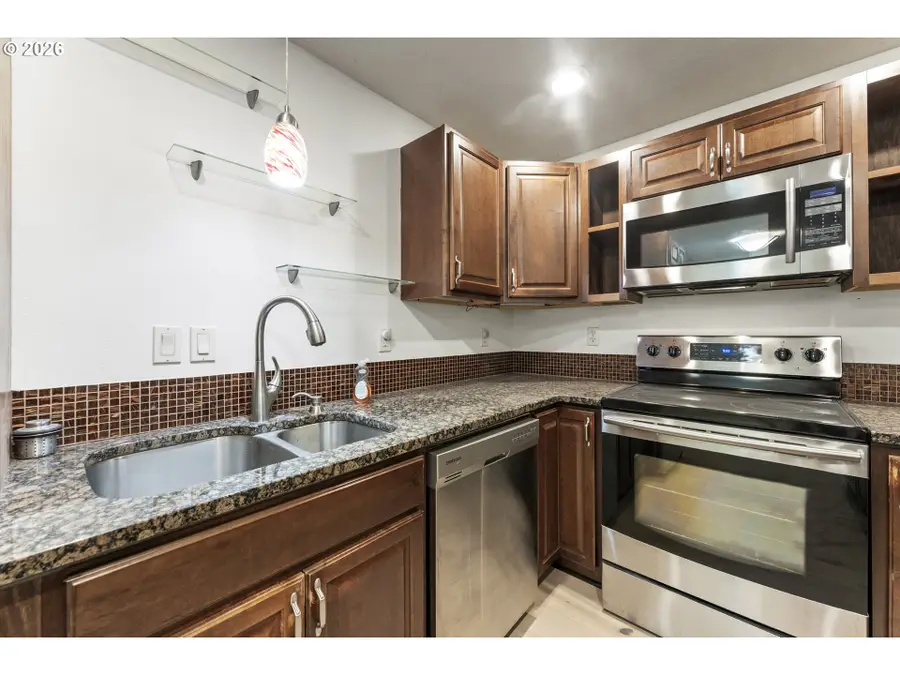 159 SW Florence Ave #45, Gresham, OR 97080 - #2