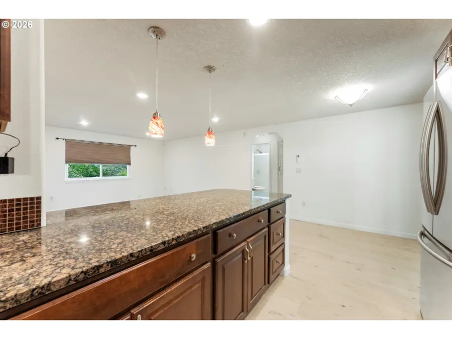 159 SW Florence Ave #45, Gresham, OR 97080 - #3