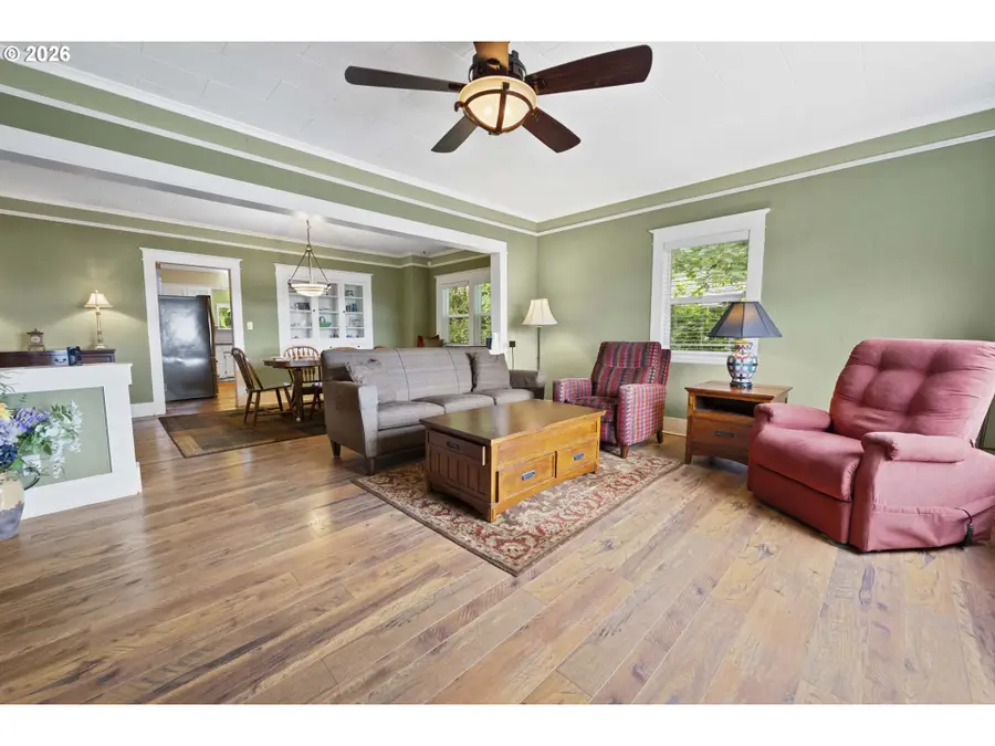 3361 Harrison Ave, Astoria, OR 97103 - #3