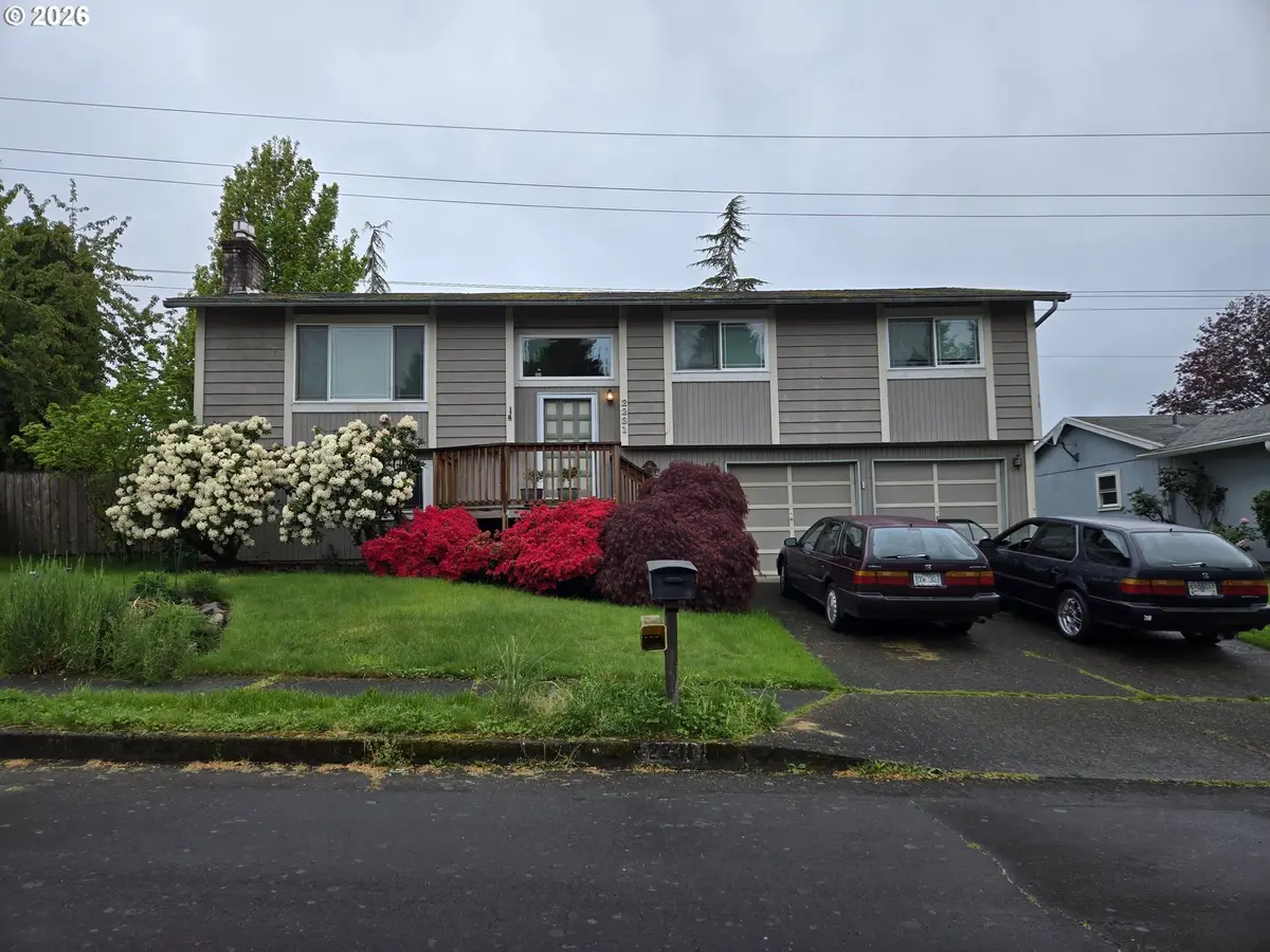 2231 SE Paloma Dr, Gresham, OR 97080 - #1
