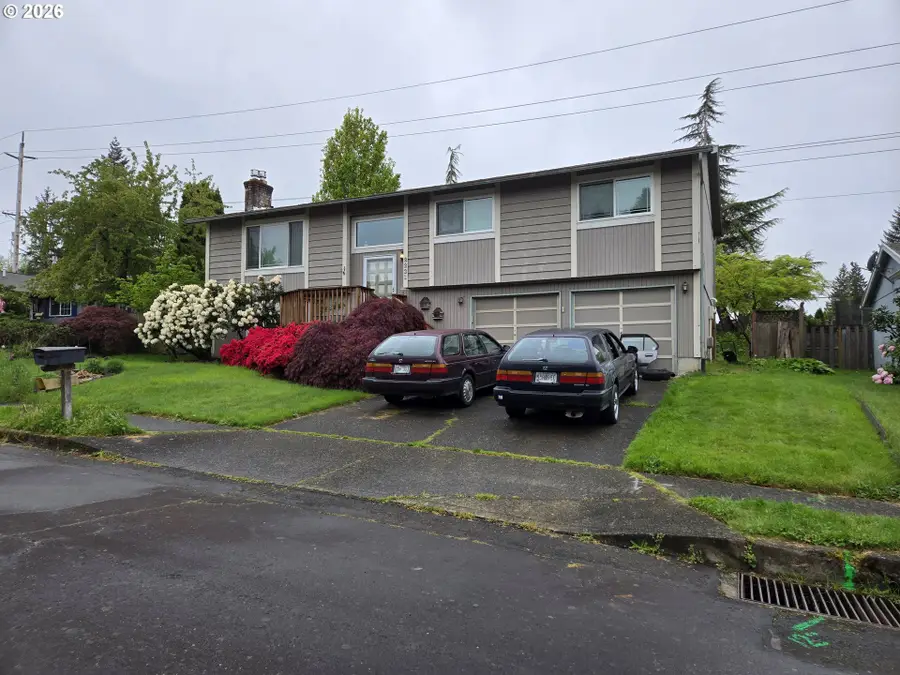 2231 SE Paloma Dr, Gresham, OR 97080 - #3