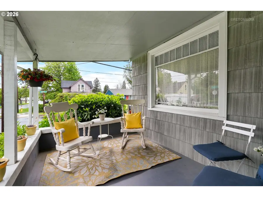 514 N College St, Newberg, OR 97132 - #2