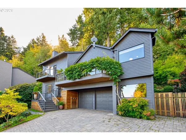 1322 Glenmorrie Dr, LakeOswego, OR 97034
