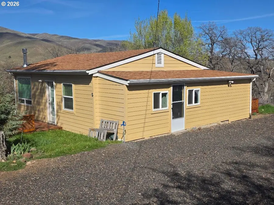55725 Church Ave, Tygh Valley, OR 97063 - #2
