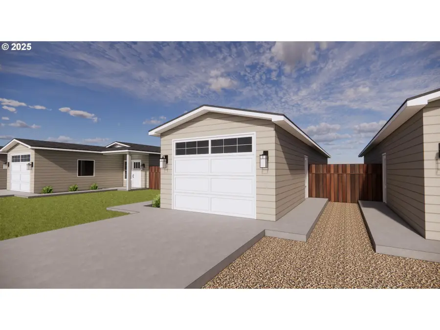 5287 Maple St, Florence, OR 97439 - Image #2