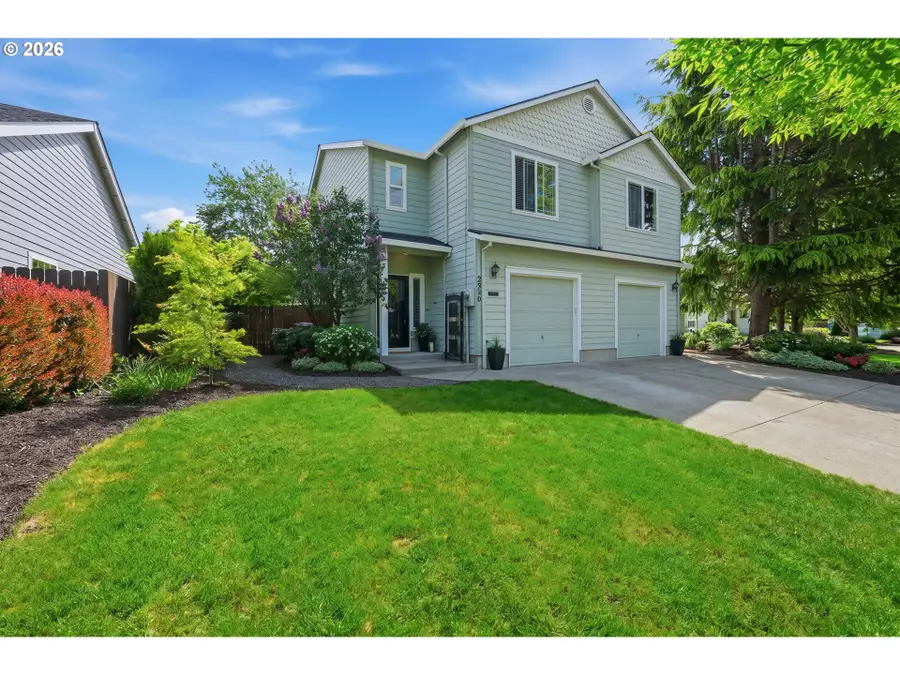 2320 NW Meadows Dr, McMinnville, OR 97128 - #2