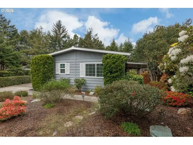 1600 Rhododendron Dr, Florence, OR 97439 - #2