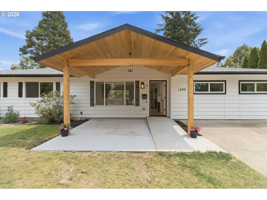 1400 N Hadley Rd, Newberg, OR 97132 - #3