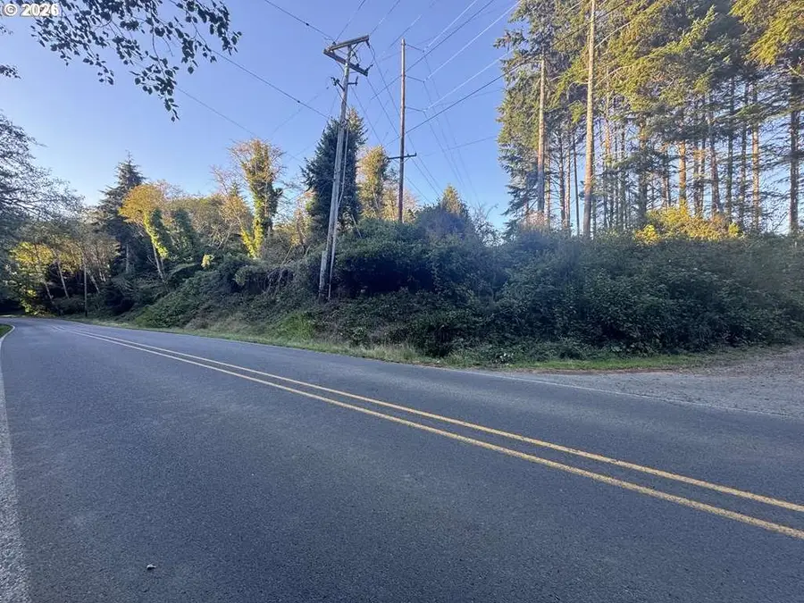 S Schooner Creek Rd, Lincoln City, OR 97367 - #2