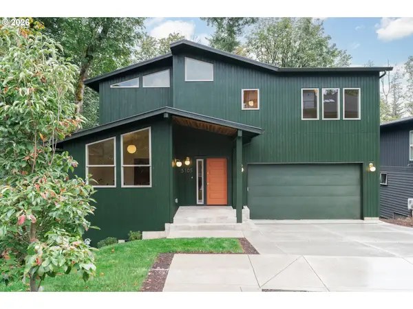 3105 NW Blue Sky Ln, Portland, OR 97229