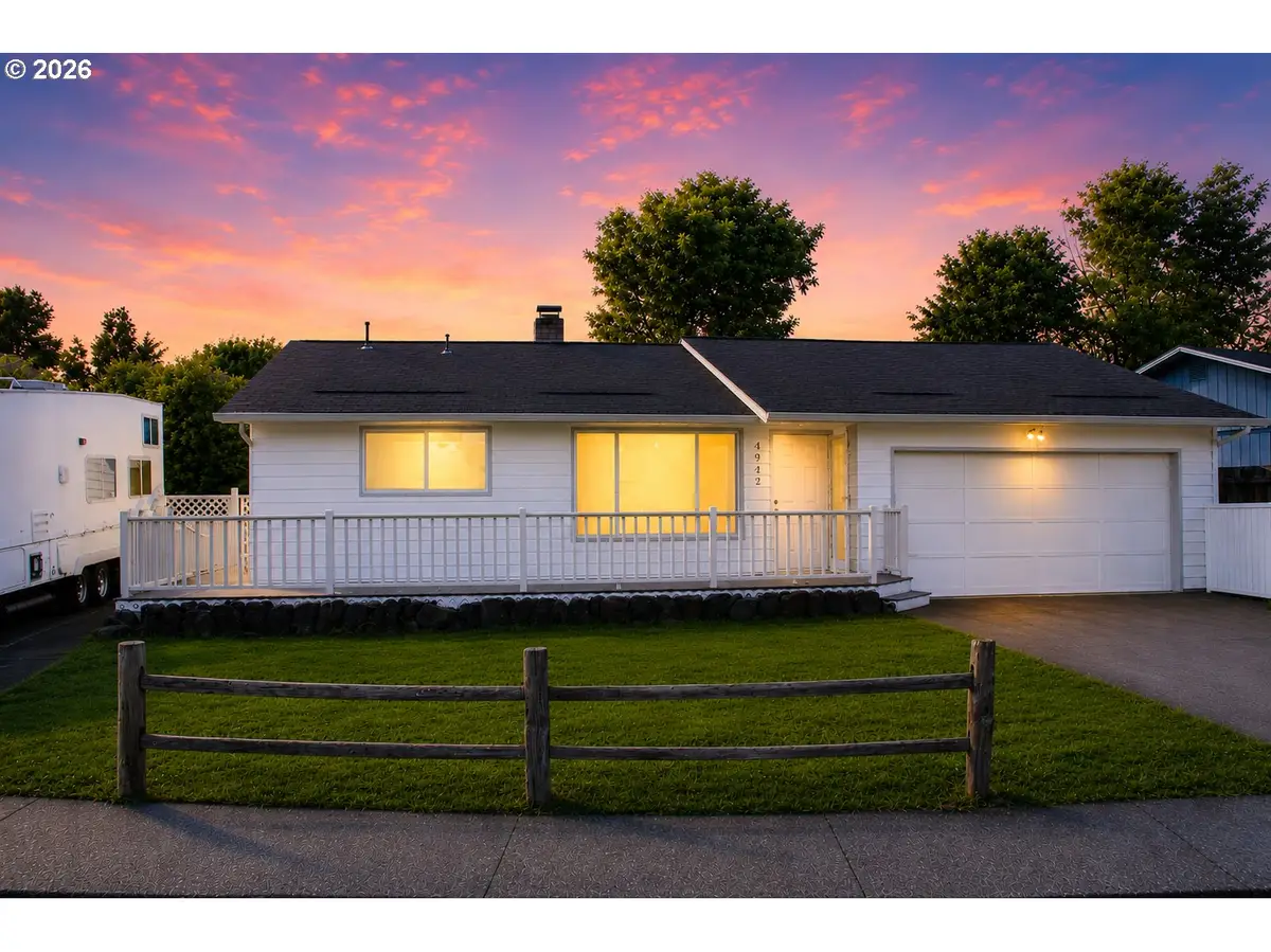 4942 NE Oak Park Dr, Salem, OR 97305 - #1