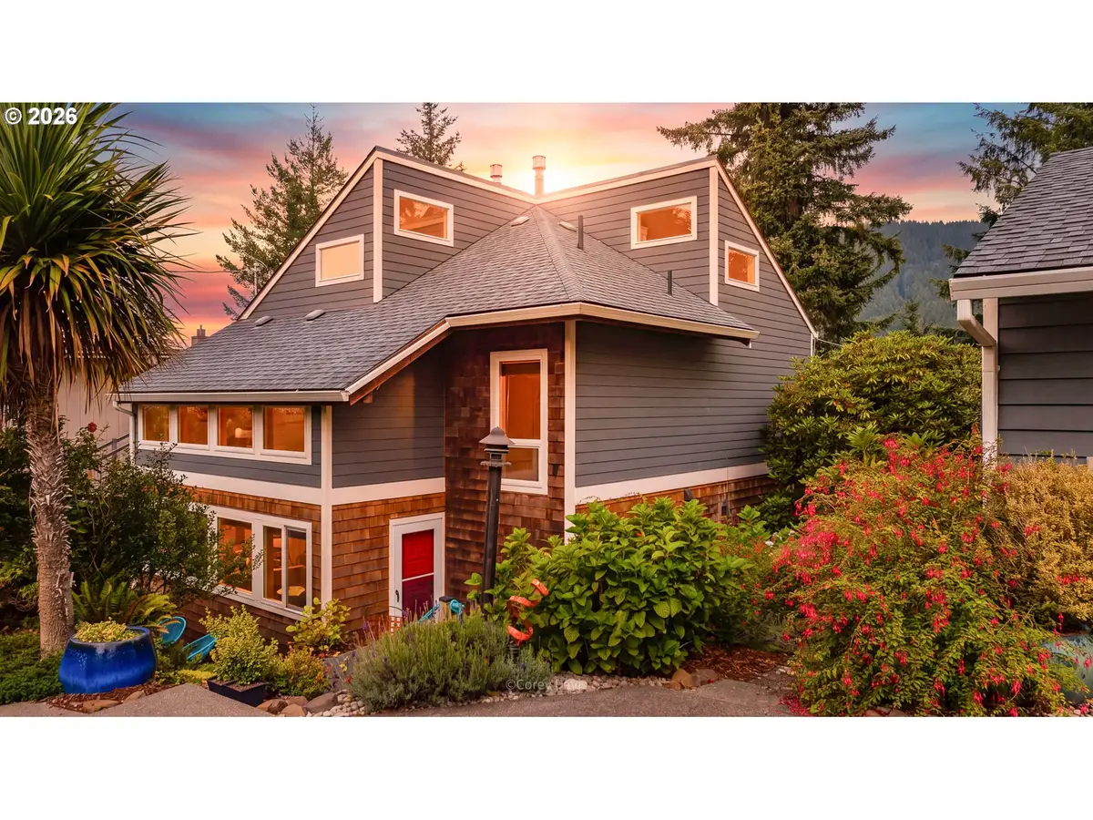 473 College Ave, Manzanita, OR 97130 - #1