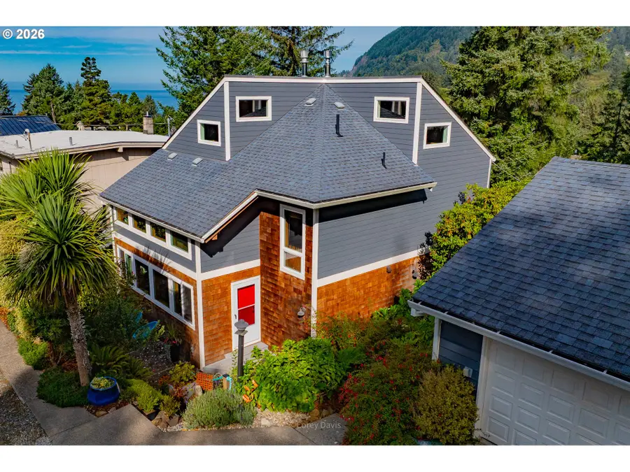 473 College Ave, Manzanita, OR 97130 - #2