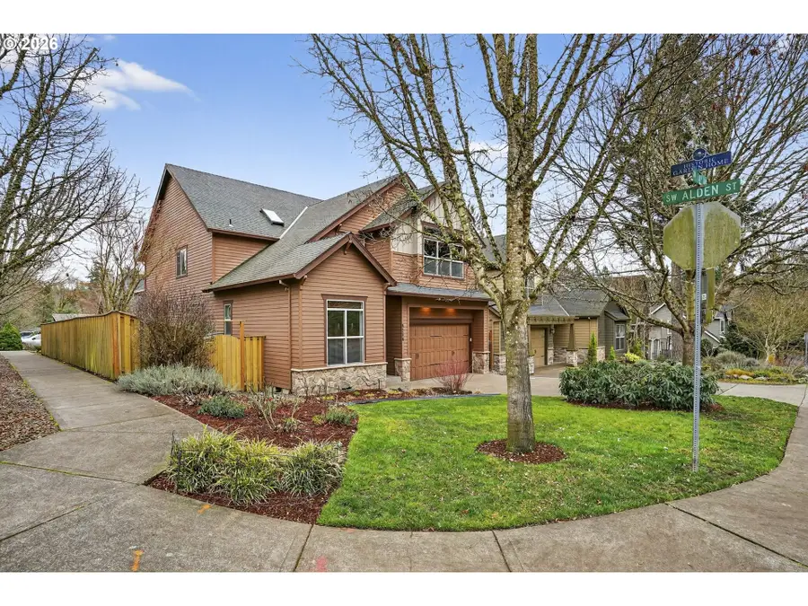 8254 SW 74th Ave, Portland, OR 97223 - #2