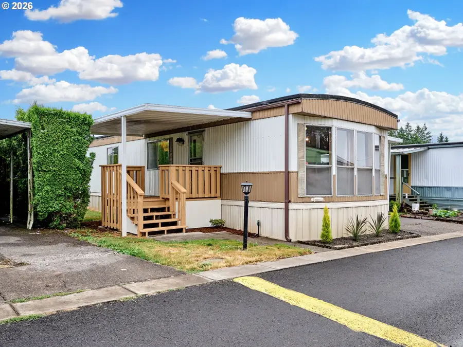 820 NW Wade St #45, Estacada, OR 97023 - #3