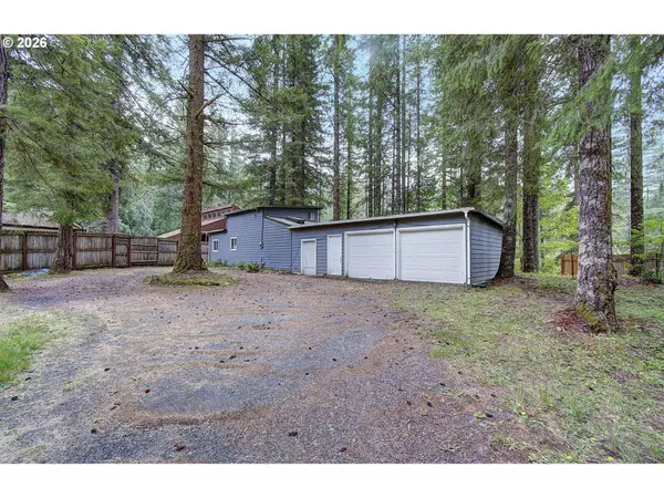 38013 NE Sunset Falls Rd, Yacolt, WA 98675