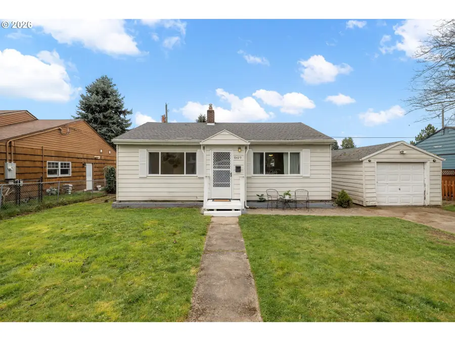 8425 NE Humboldt St, Portland, OR 97220 - #2