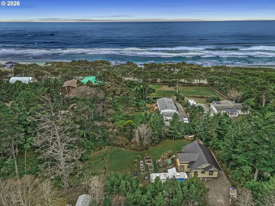 11910 NW Thompson St, Seal Rock, OR 97376 - #3