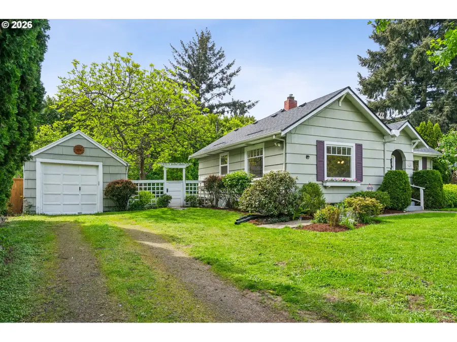 4228 NE Simpson St, Portland, OR 97218 - #3