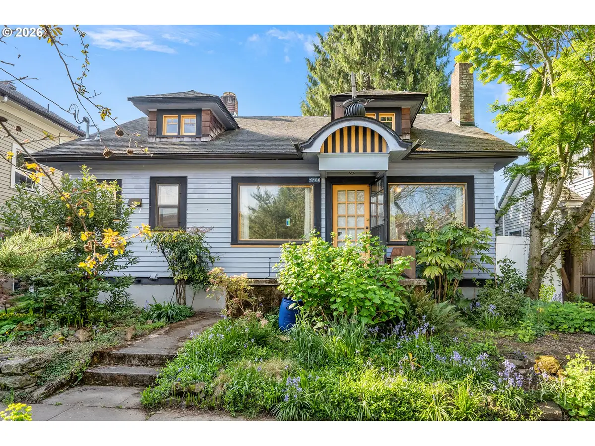 2714 NE Everett St, Portland, OR 97232 - #1