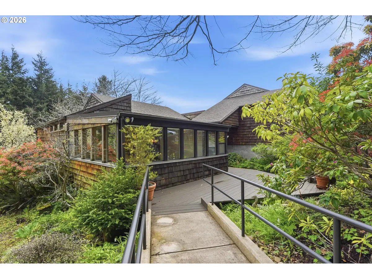 1310 Ingersoll St, Coos Bay, OR 97420 - #1