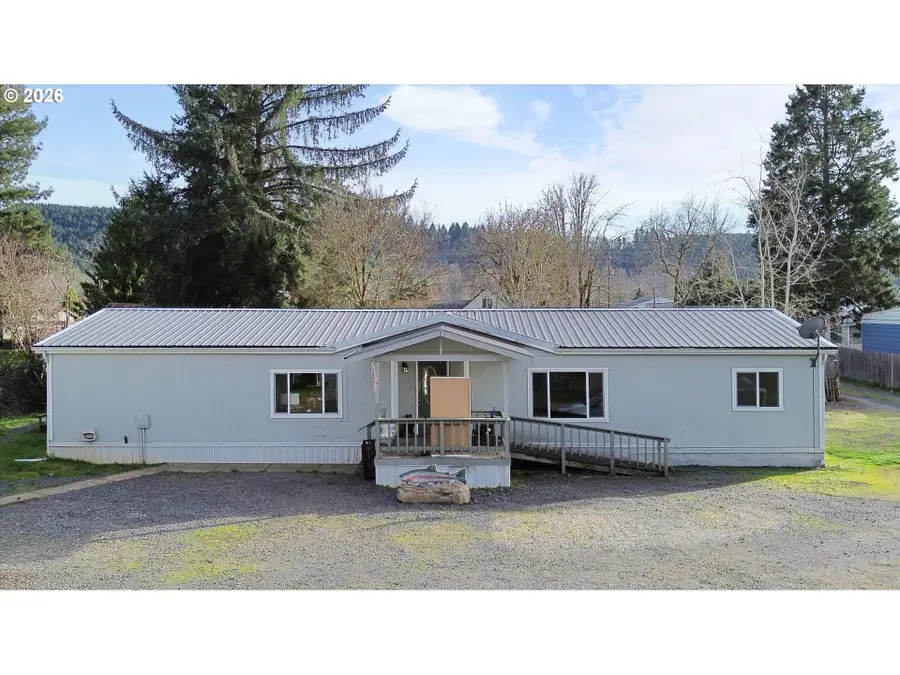 3372 Long St, Sweet Home, OR 97386 - #3