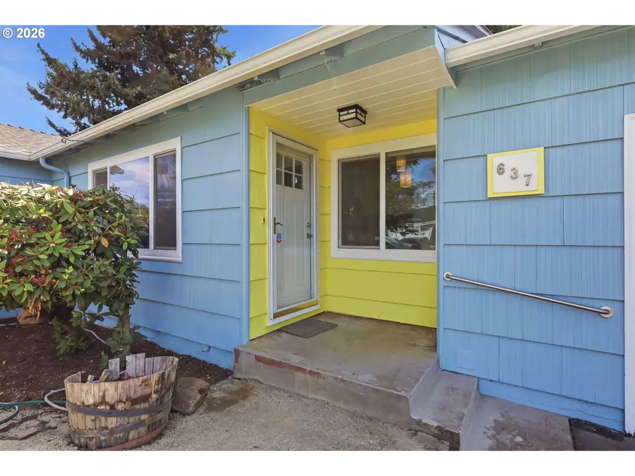 637 Tinamou Ln, Springfield, OR 97477 - #3