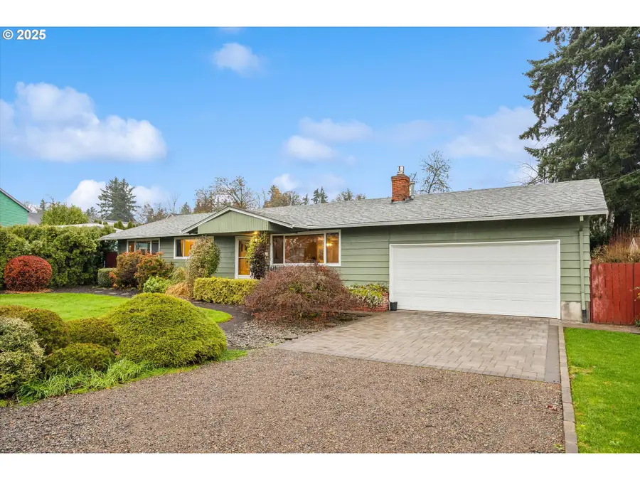 1065 Columbia Ave, Gladstone, OR 97027 - Image #3