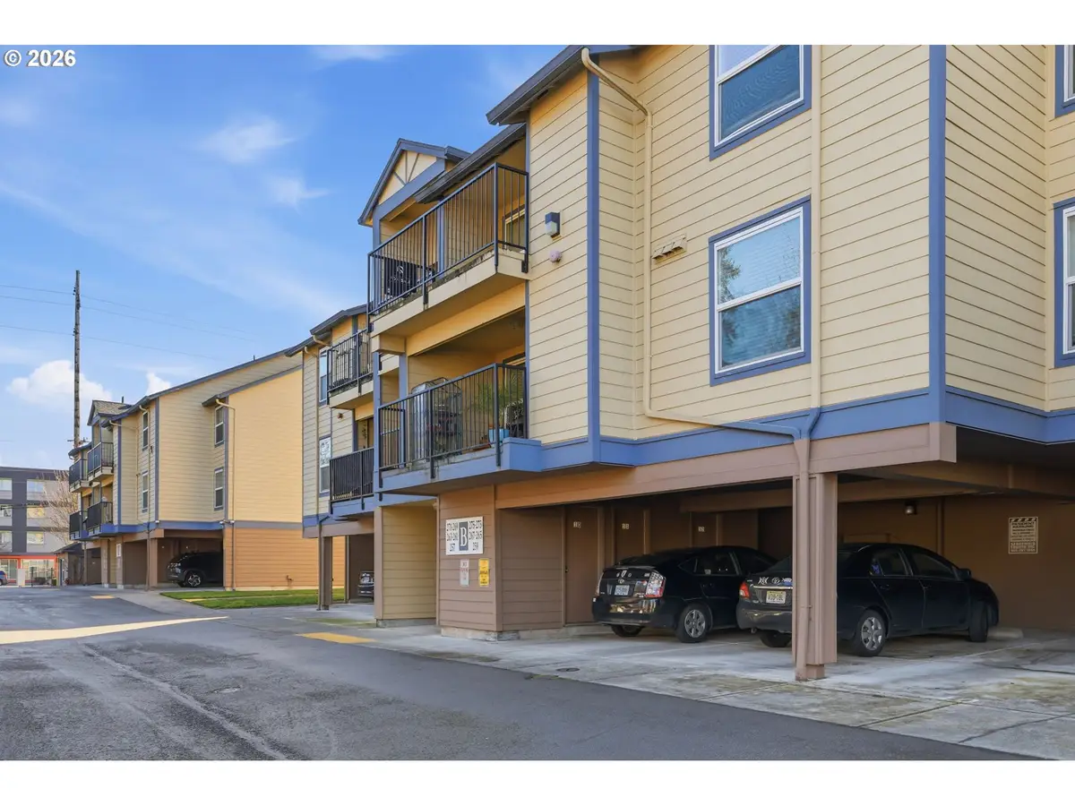 273 SE 162nd Ave, Portland, OR 97233 - #1