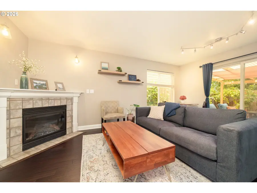 219 SW Owens Pl, Troutdale, OR 97060 - #3