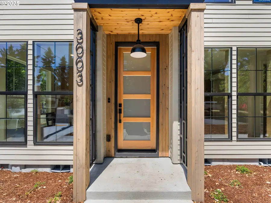 3003 NE Ainsworth St #1, Portland, OR 97211 - Image #2